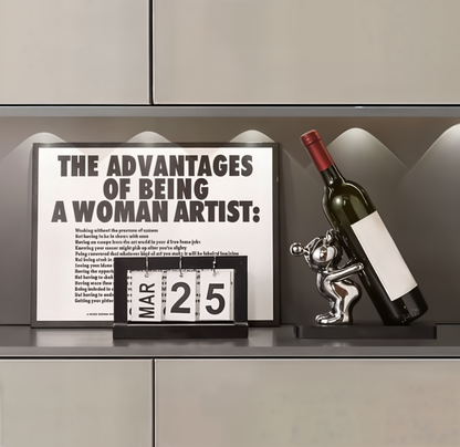 WineCraft – Elegant Wine Rack & Ornament